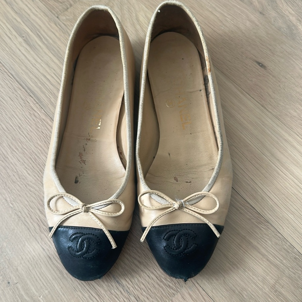 CHANEL ballet flats size 37